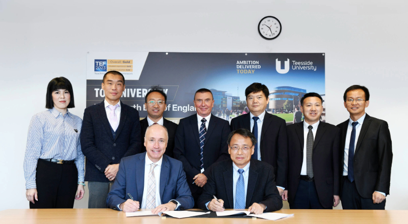 Dr Warren Harrison (front left) with the Wuhan Polytechnic University delegation